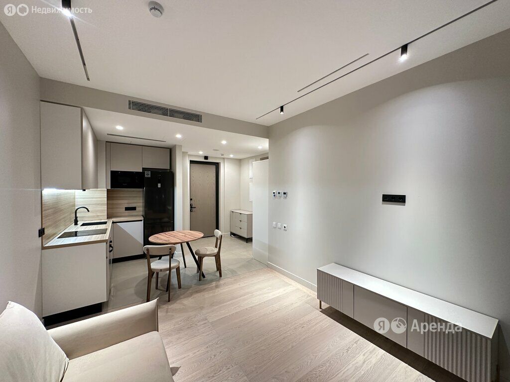 m. Dmitrovskaya: Apartment, studio