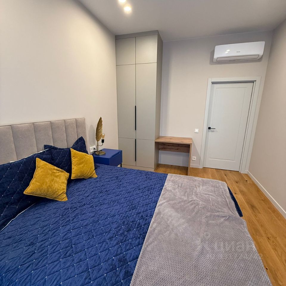 m. Tekhnopark: Apartment, 2-rooms