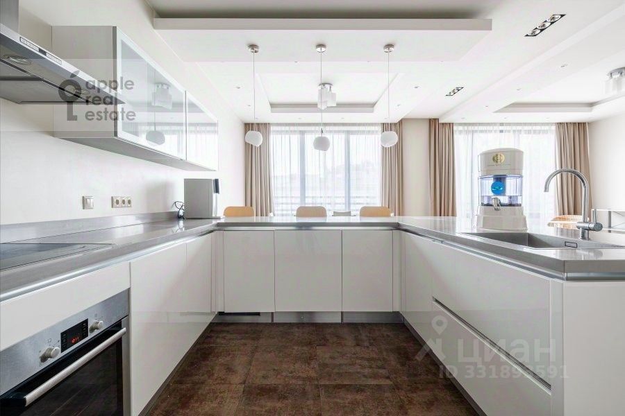 m. Chkalovskaya: Apartment, 3-rooms
