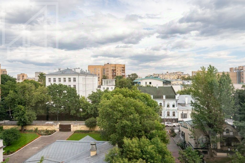 m. Barrikadnaya: Apartment, 2-rooms