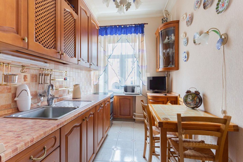 m. Tverskaya: Apartment, 2-rooms