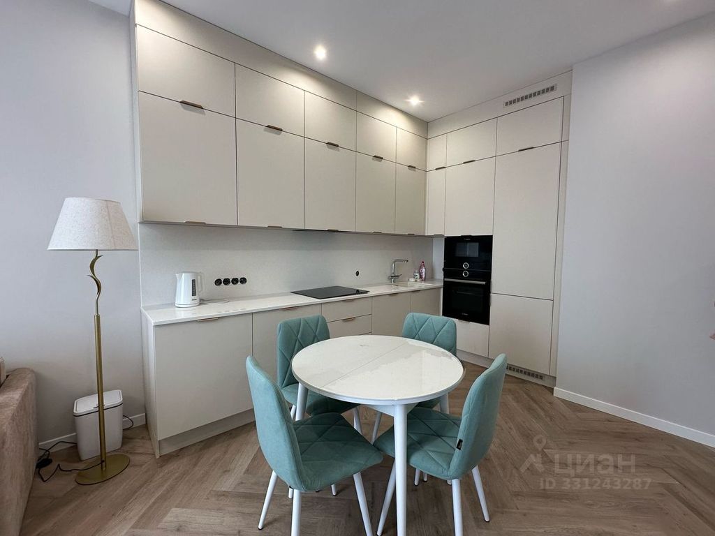 m. Shelepikha: Apartment, 2-rooms
