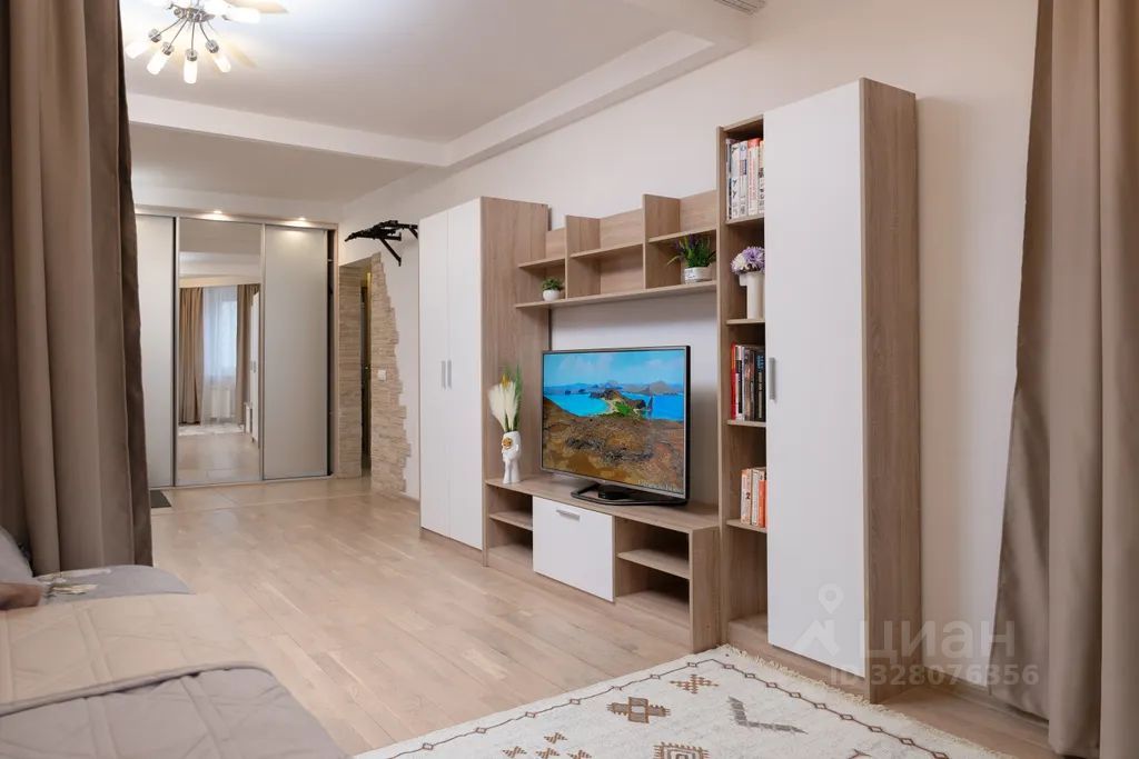 m. Myakinino: Apartment, 2-rooms