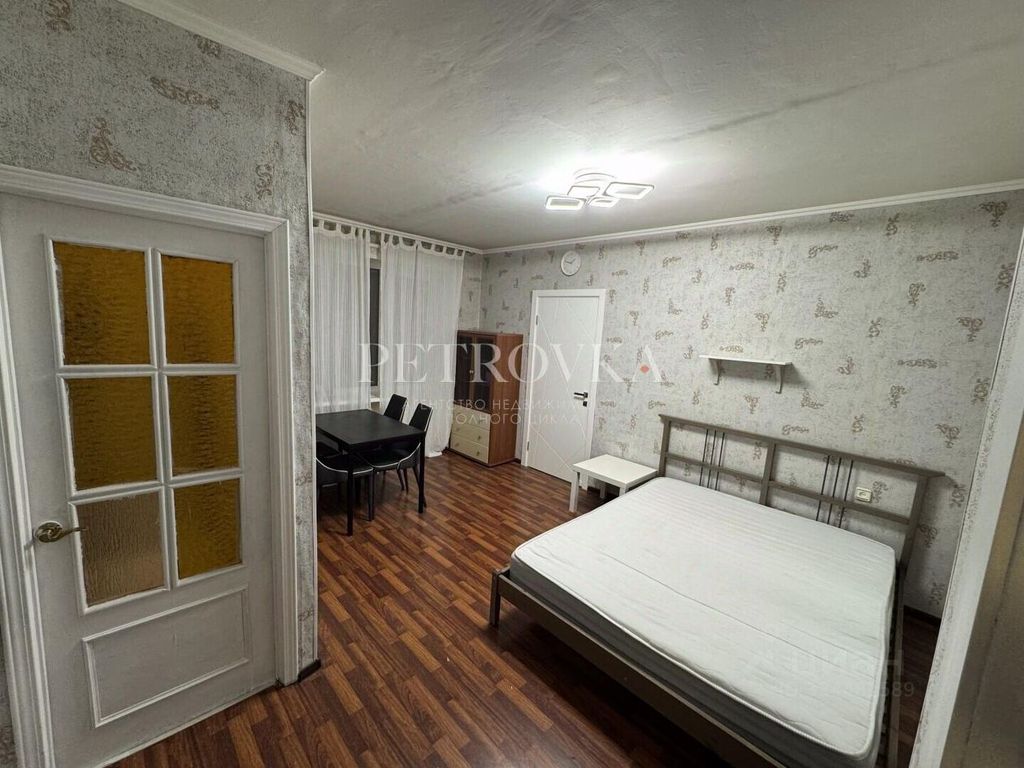 m. Ermakova Roscha: Apartment, 2-rooms