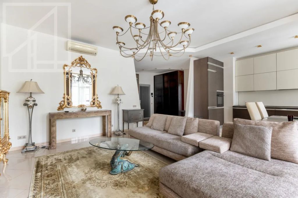 m. Ulitsa 1905 goda: Apartment, 2-rooms