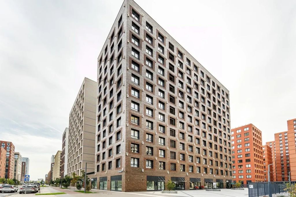 m. ZIL: Apartment, 2-rooms