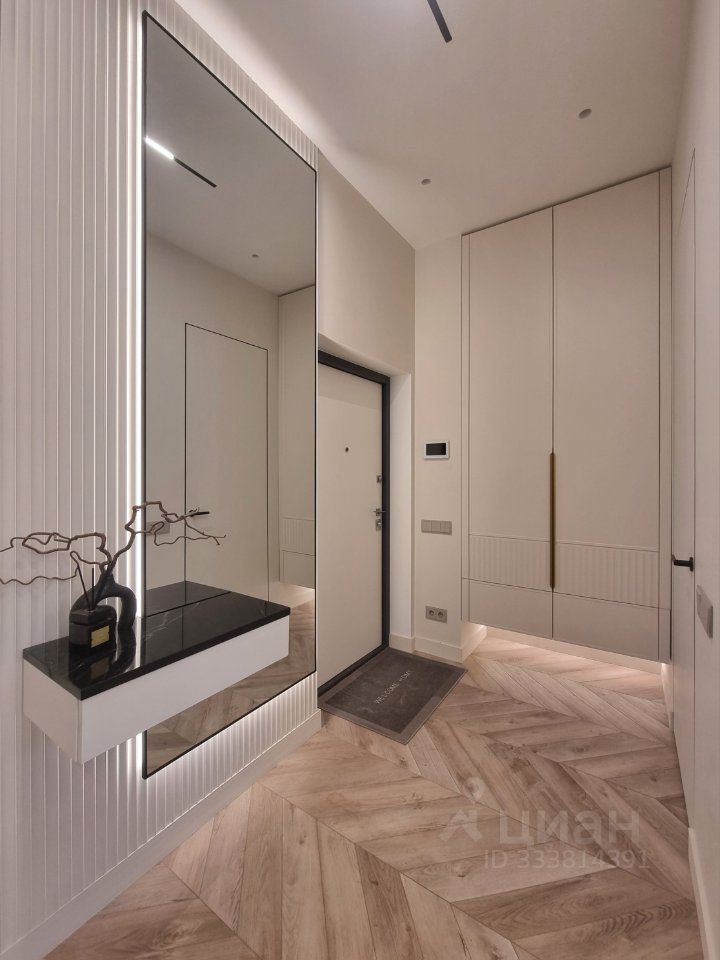 m. Avtozavodskaya: Apartment, 3-rooms