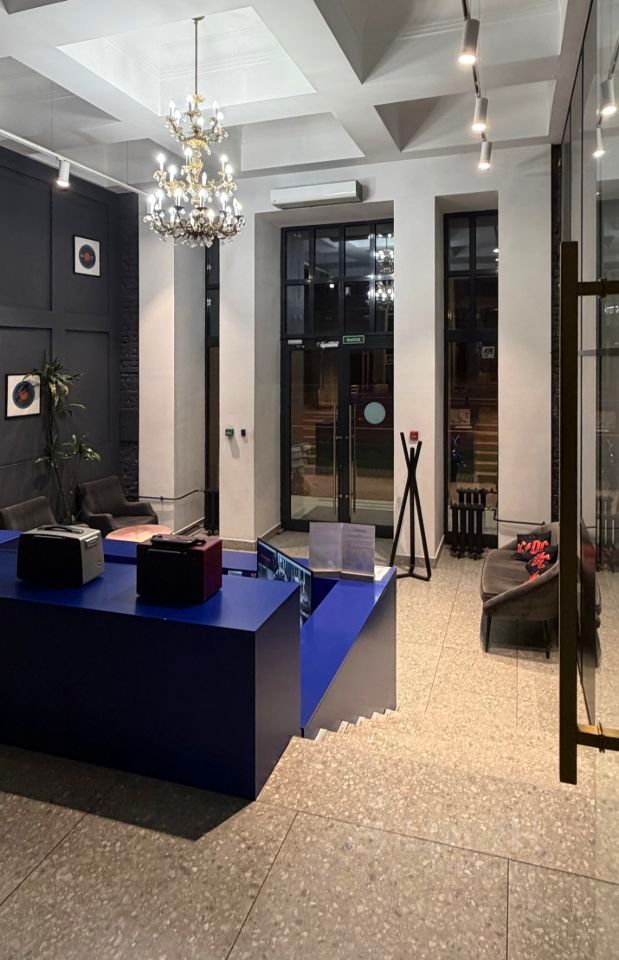 m. Kalitniki: Apartment, studio