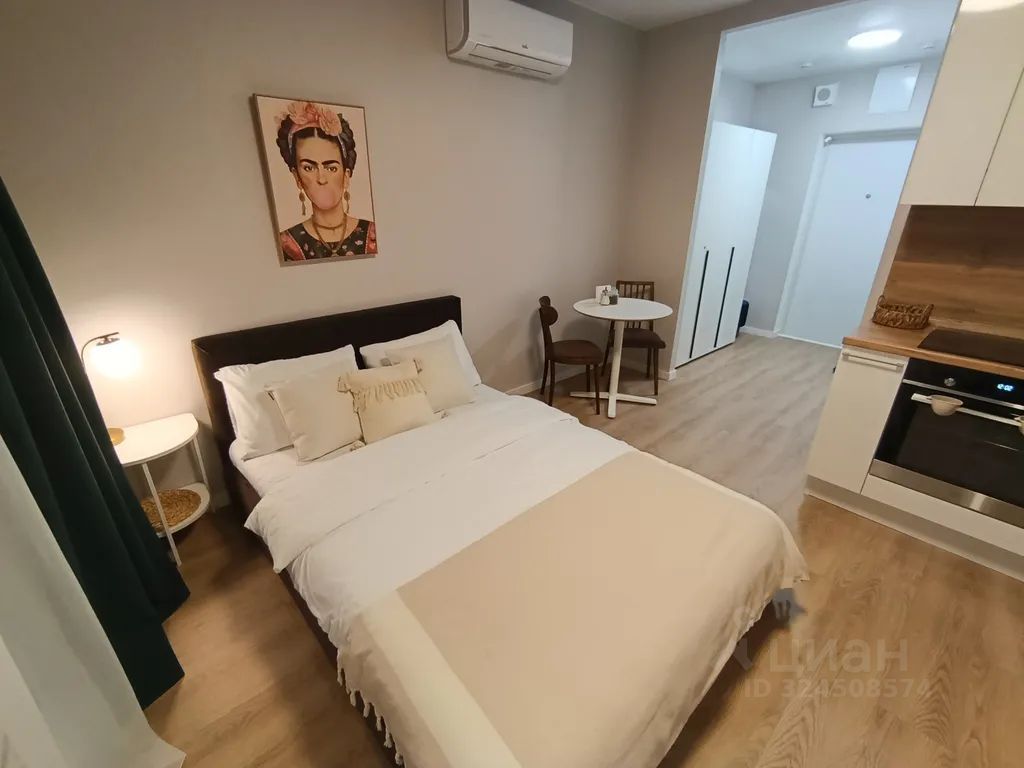 m. Vodniki: Apartment, studio