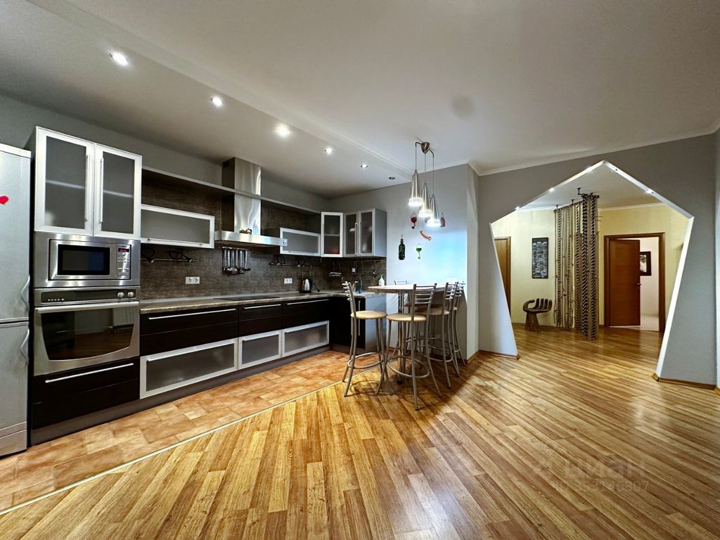 m. Novatorskaya: Apartment, 2-rooms