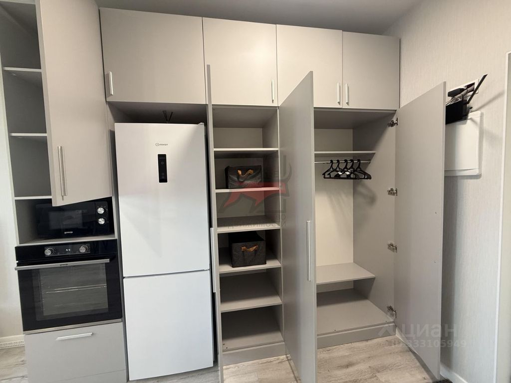 m. Pavshino: Apartment, studio