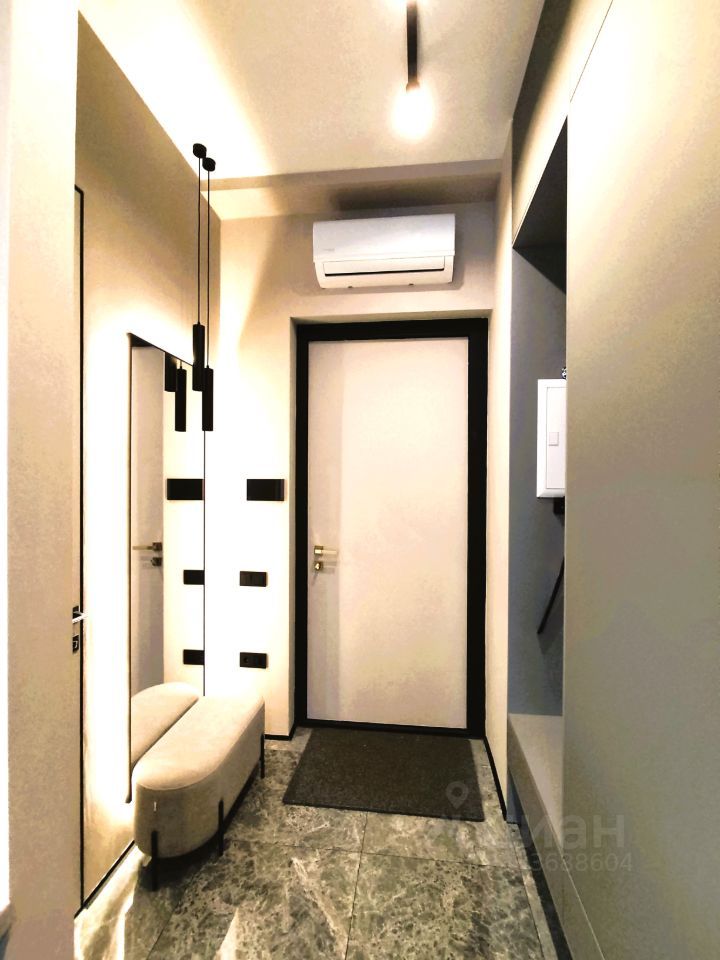 m. Zorge: Apartment, studio