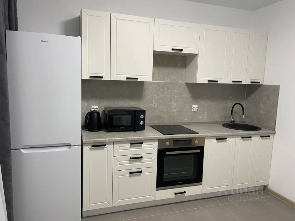 m. Bulvar Dmitriya Donskogo: Apartment, 1-rooms