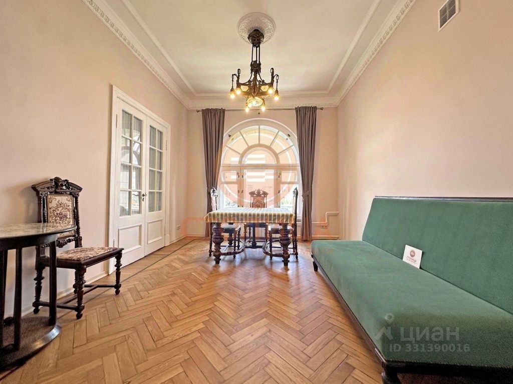 m. Kievskaya: Apartment, 2-rooms