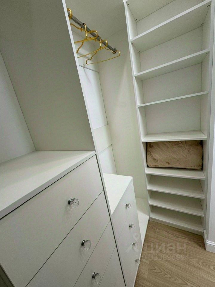 m. Narodnoe Opolchenie: Apartment, 2-rooms