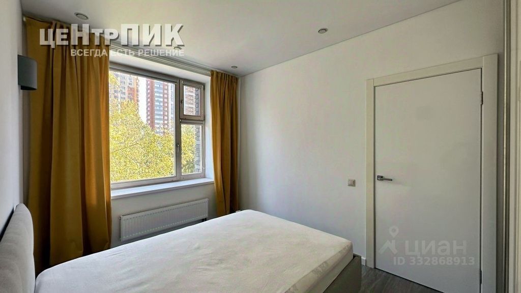 m. Narodnoe Opolchenie: Apartment, 1-rooms