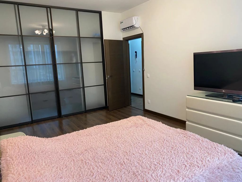 m. Botanichesky sad: Apartment, 1-rooms