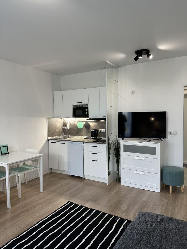 m. Dmitrovskaya: Apartment, studio