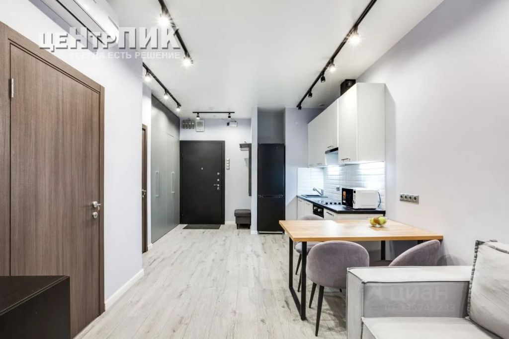 m. Ulitsa 1905 goda: Apartment, 2-rooms