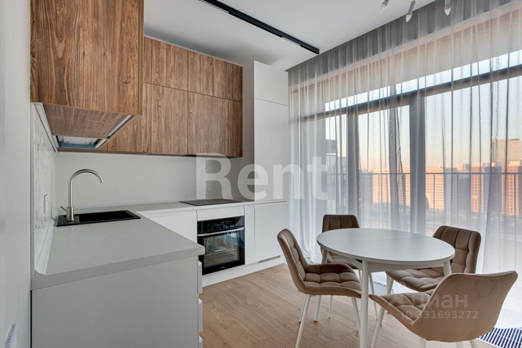 m. Verkhnie Kotly: Apartment, 2-rooms