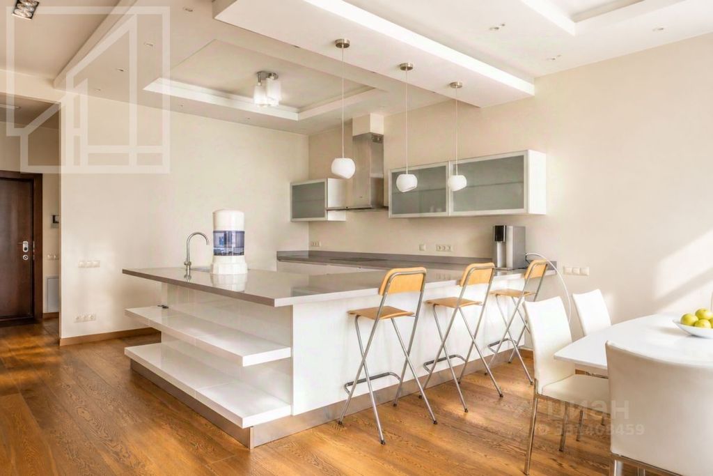 m. Chkalovskaya: Apartment, 3-rooms