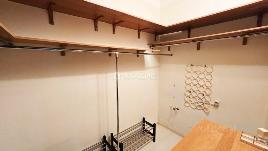 m. Ilyinskaya: Apartment, 3-rooms