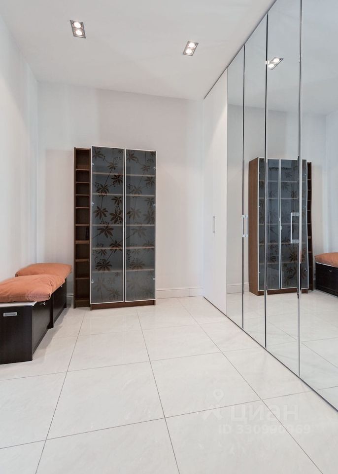 m. Slavyansky bulvar: Apartment, 2-rooms