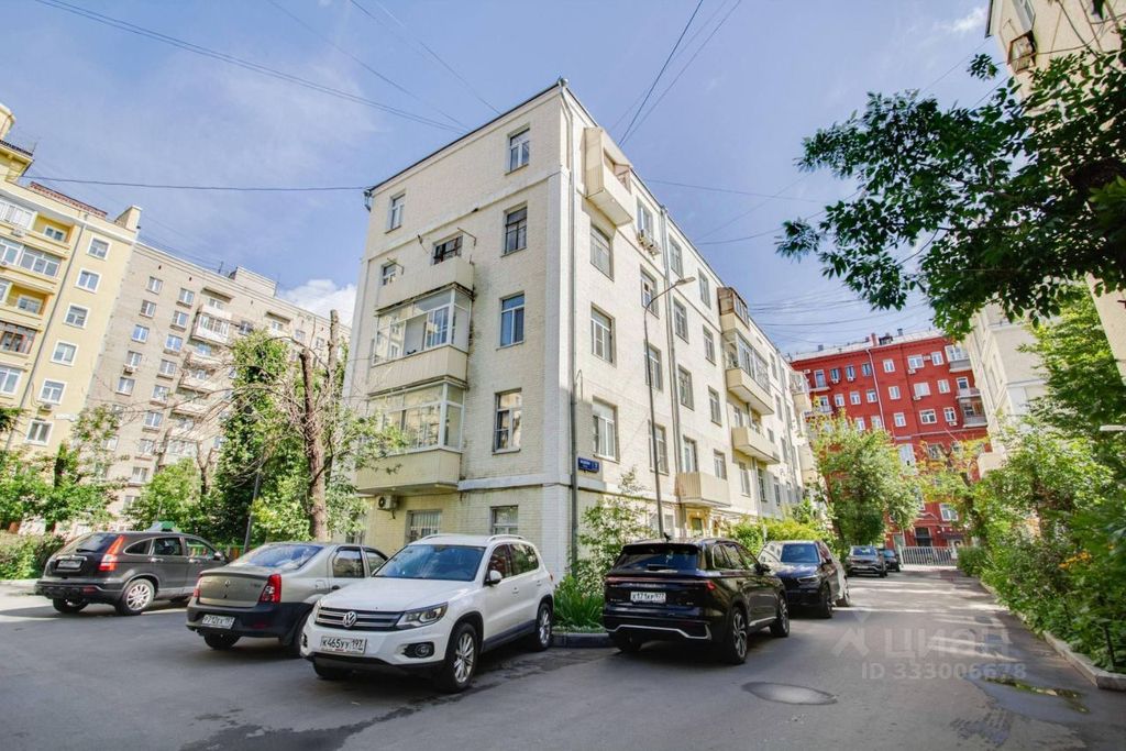 m. Novoslobodskaya: Apartment, 3-rooms