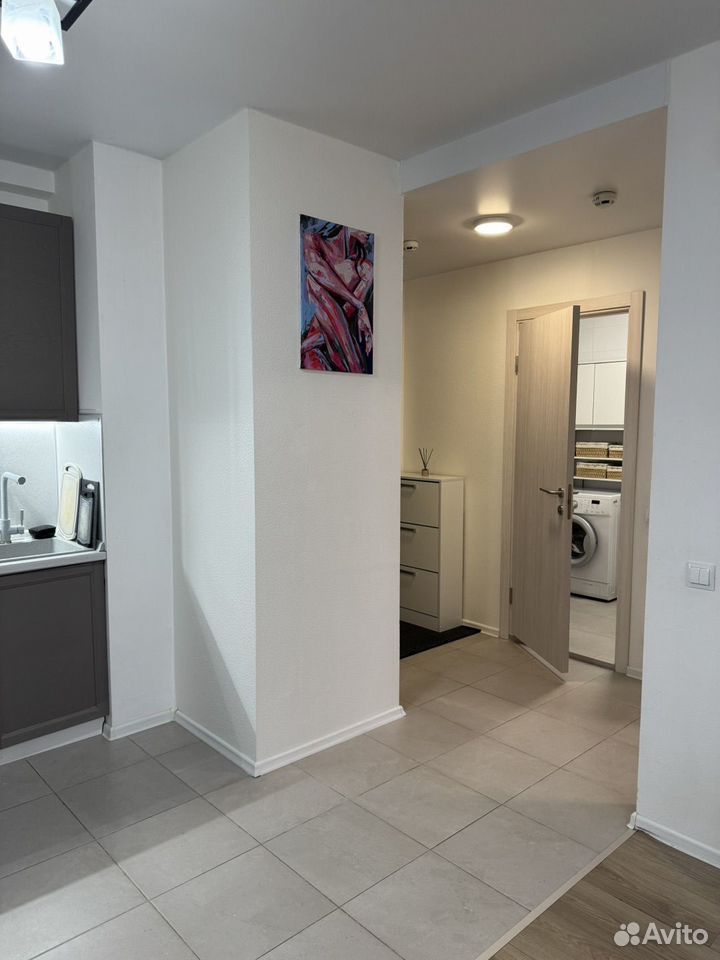 m. Lukhmanovskaya: Apartment, 1-rooms