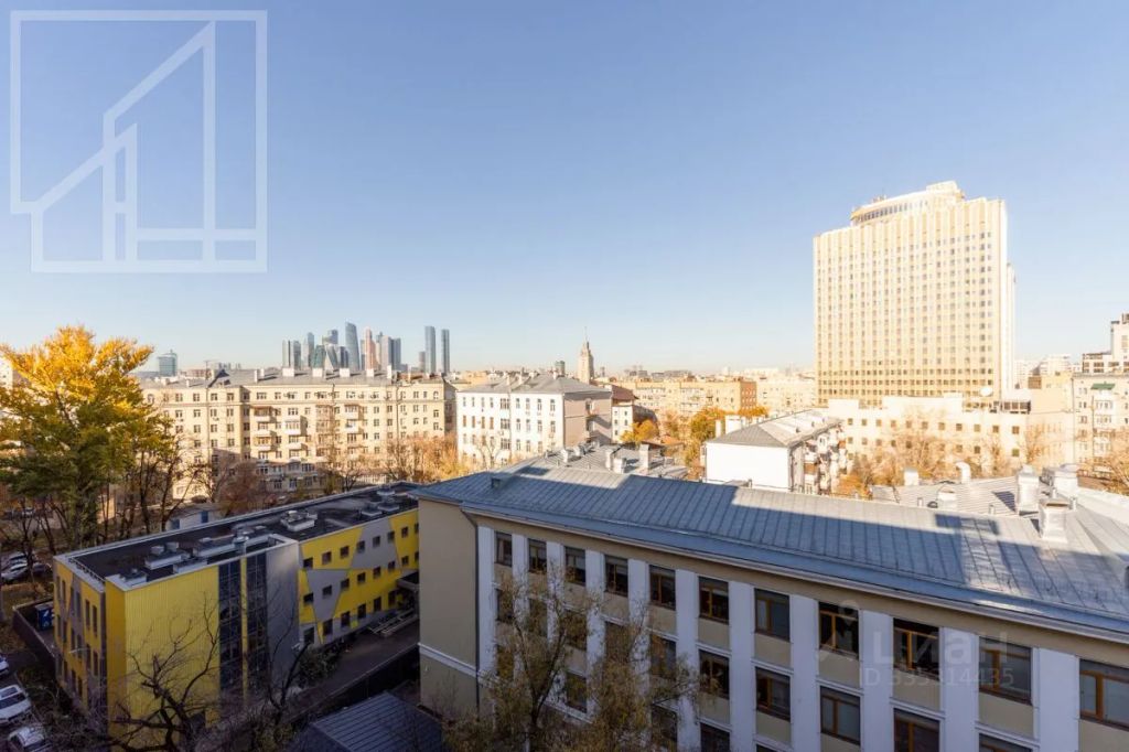 m. Smolenskaya: Apartment, 3-rooms