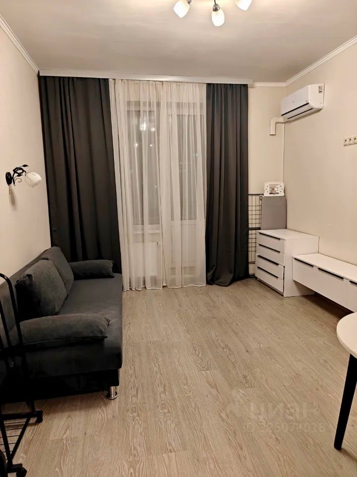 m. Krasnogorskaya: Apartment, studio