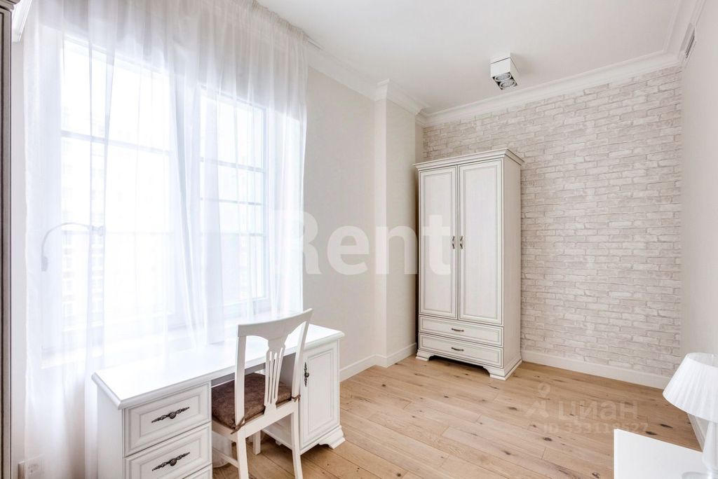 m. Serpukhovskaya: Apartment, 3-rooms