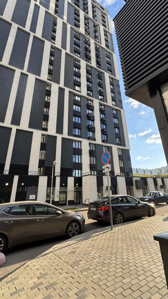 m. Oktyabrskoe pole: Apartment, studio