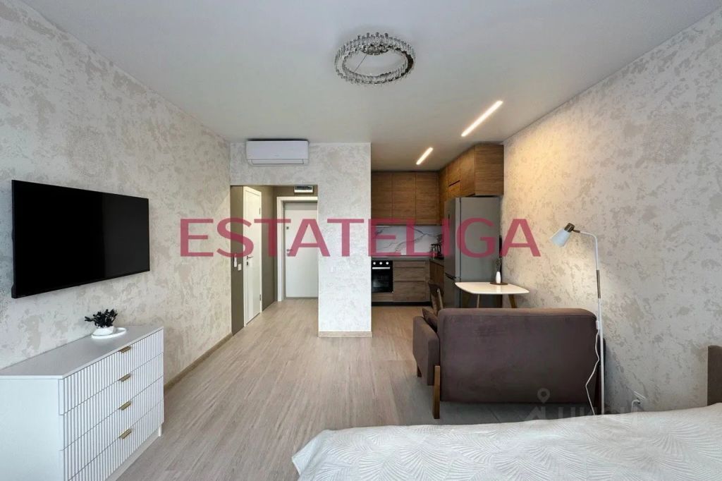 m. Park Pobedy: Apartment, studio