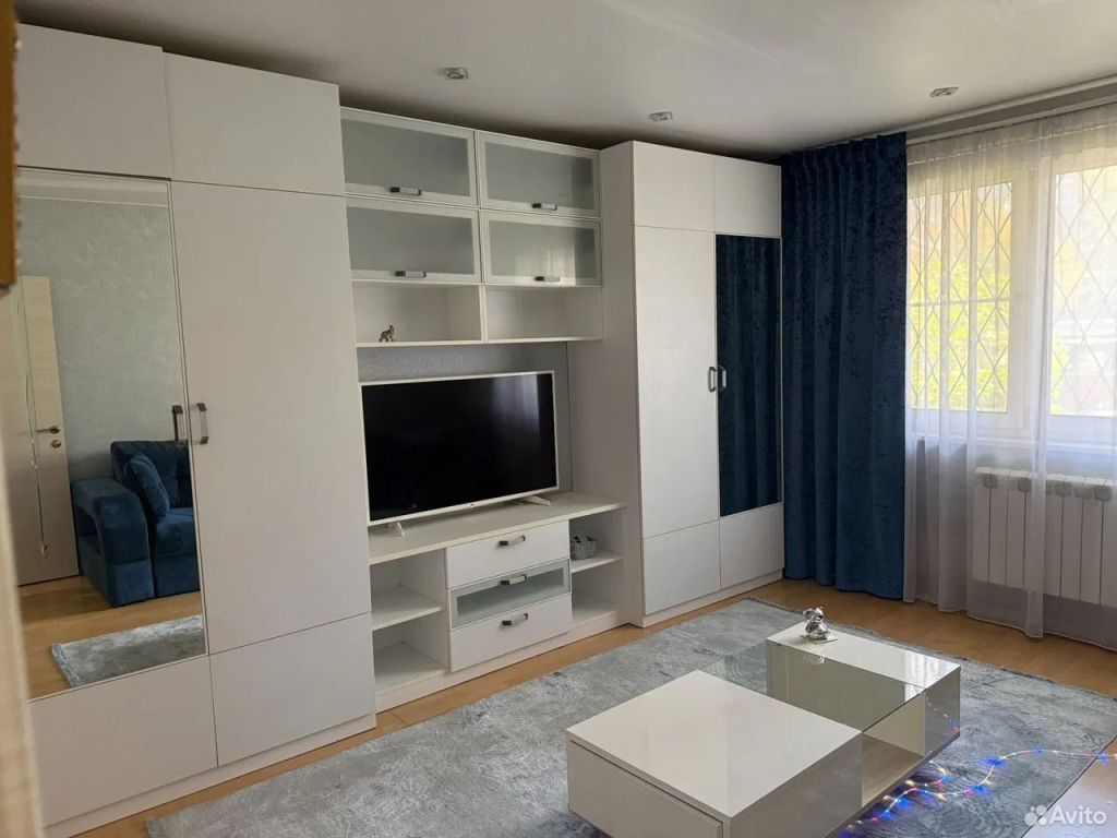m. Dubrovka: Apartment, 1-rooms