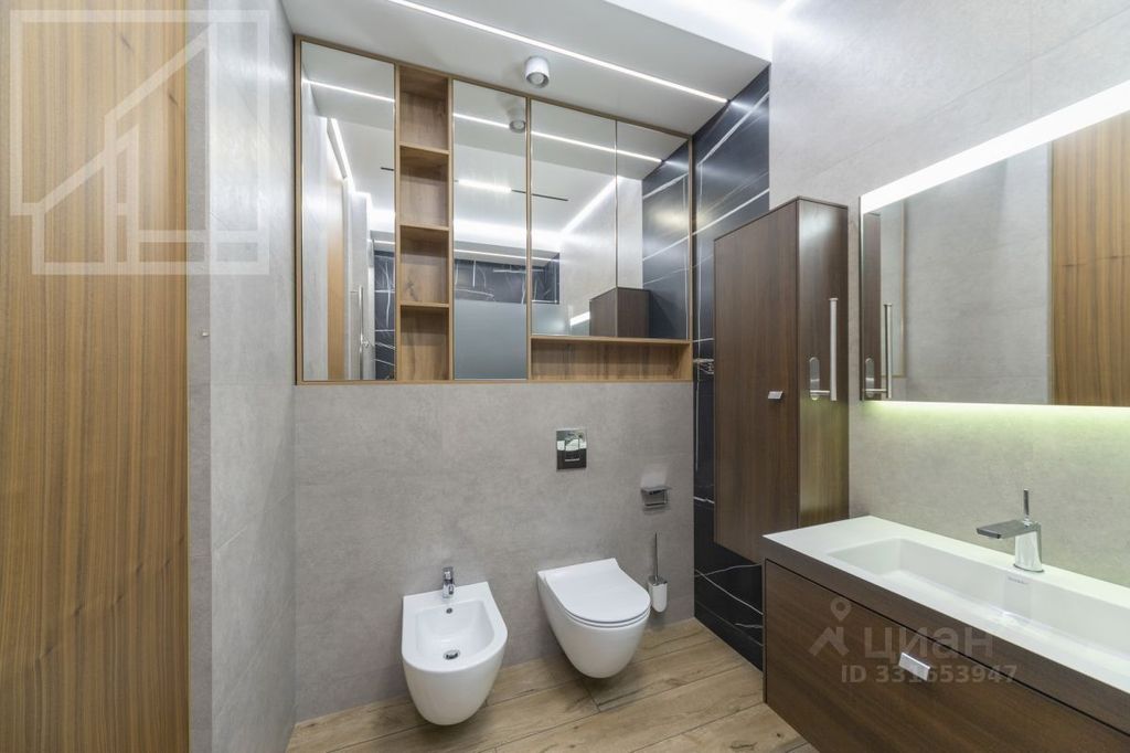 m. Aminyevskaya: Apartment, 3-rooms