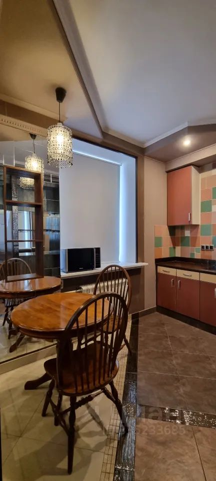 m. Kropotkinskaya: Apartment, 1-rooms