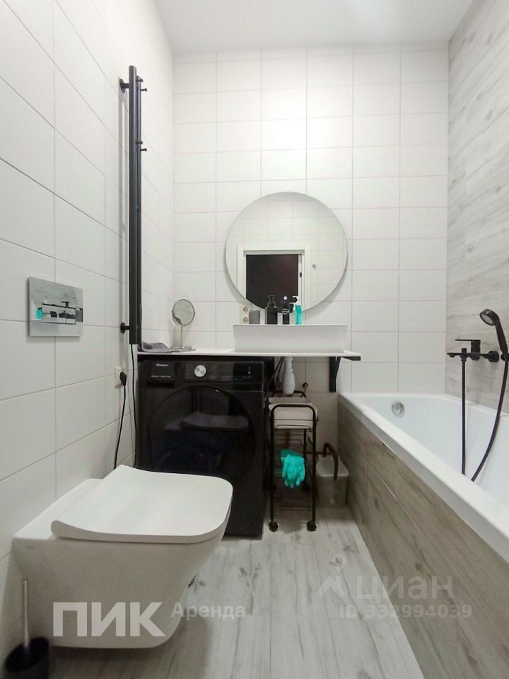 m. Zorge: Apartment, studio