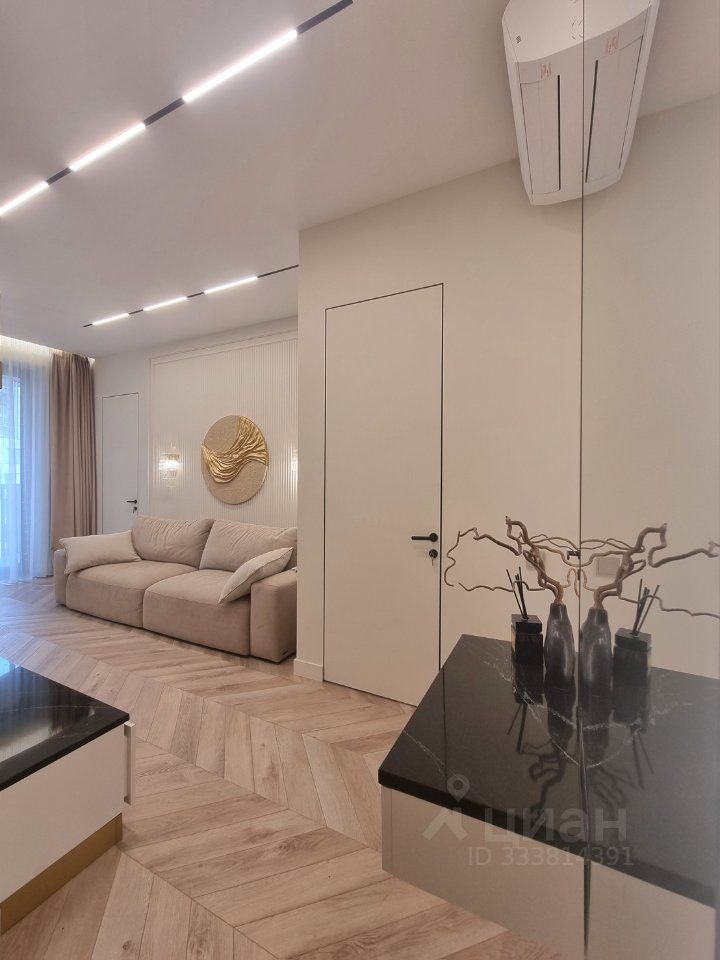 m. Avtozavodskaya: Apartment, 3-rooms