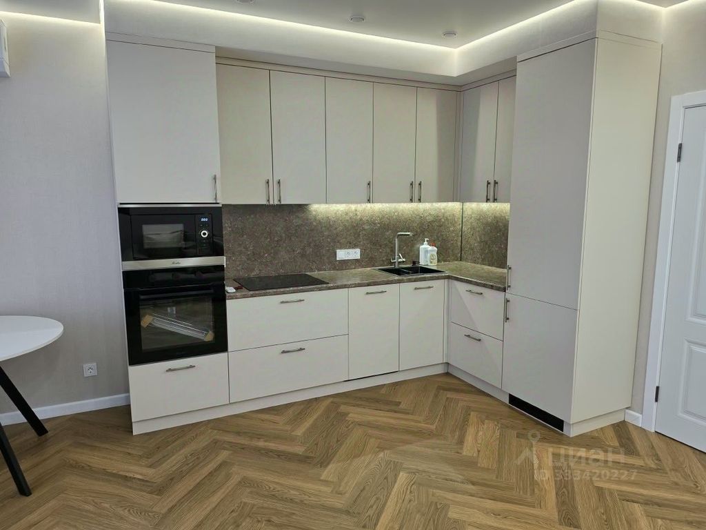 m. Molzhaninovo: Apartment, 2-rooms