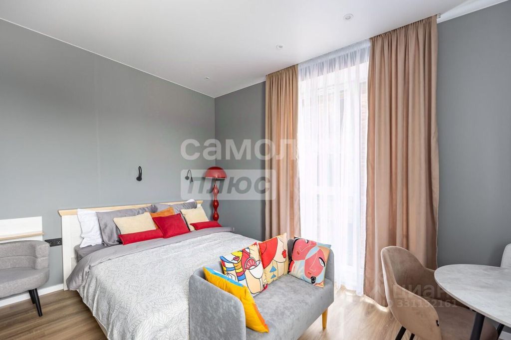 m. Kalitniki: Apartment, studio