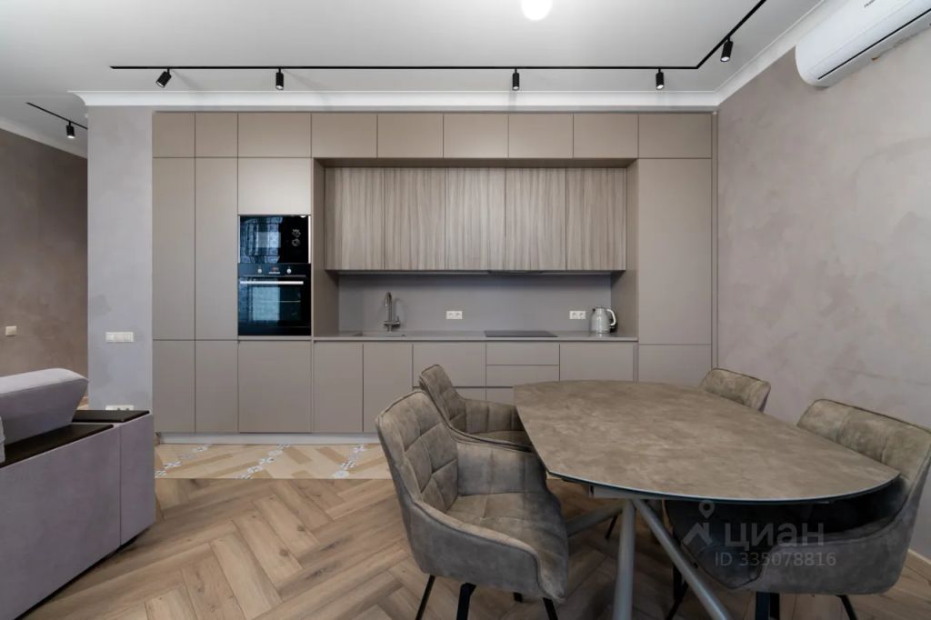 m. Spartak: Apartment, 2-rooms