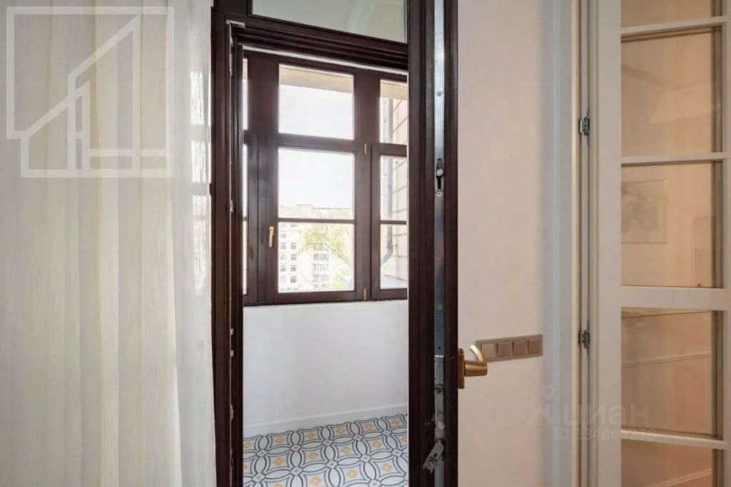 m. Novoslobodskaya: Apartment, 5-rooms