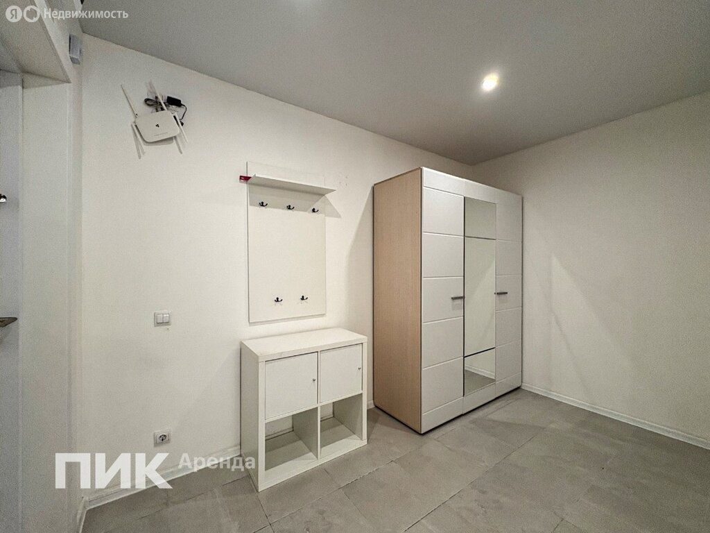 m. Molodezhnaya: Apartment, 2-rooms