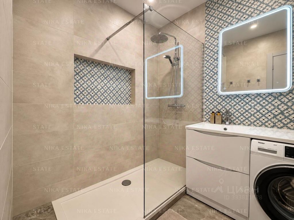 m. ZIL: Apartment, 2-rooms