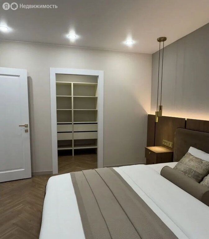 m. Kievskaya: Apartment, 2-rooms