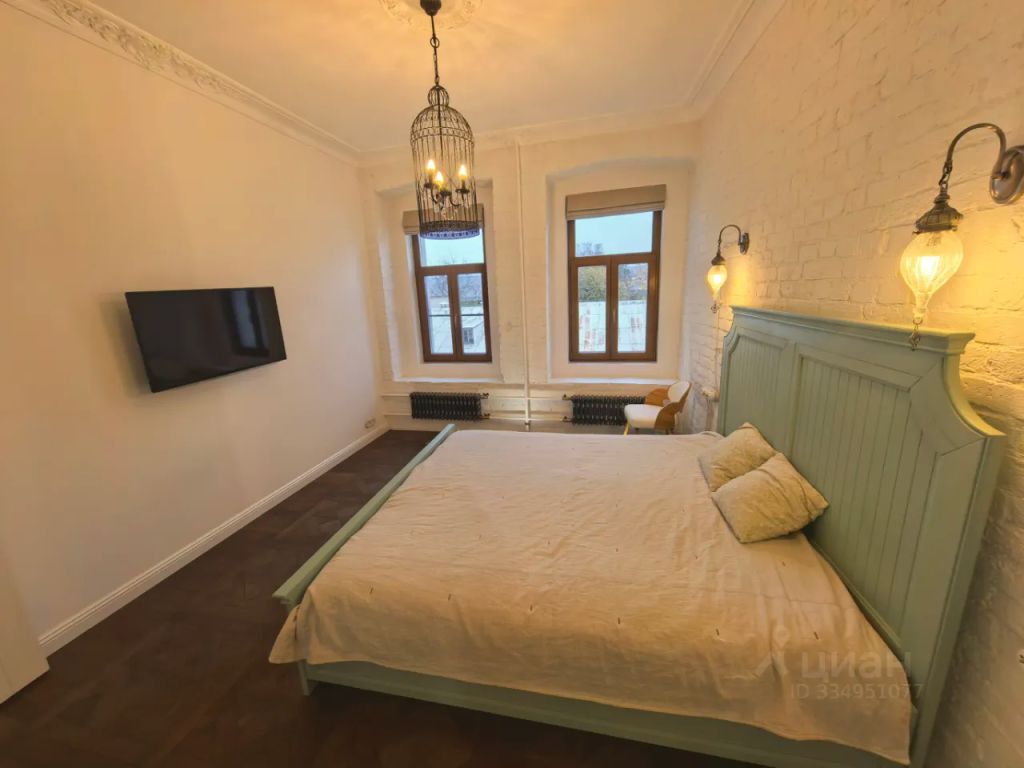 m. Novokuznetskaya: Apartment, 3-rooms