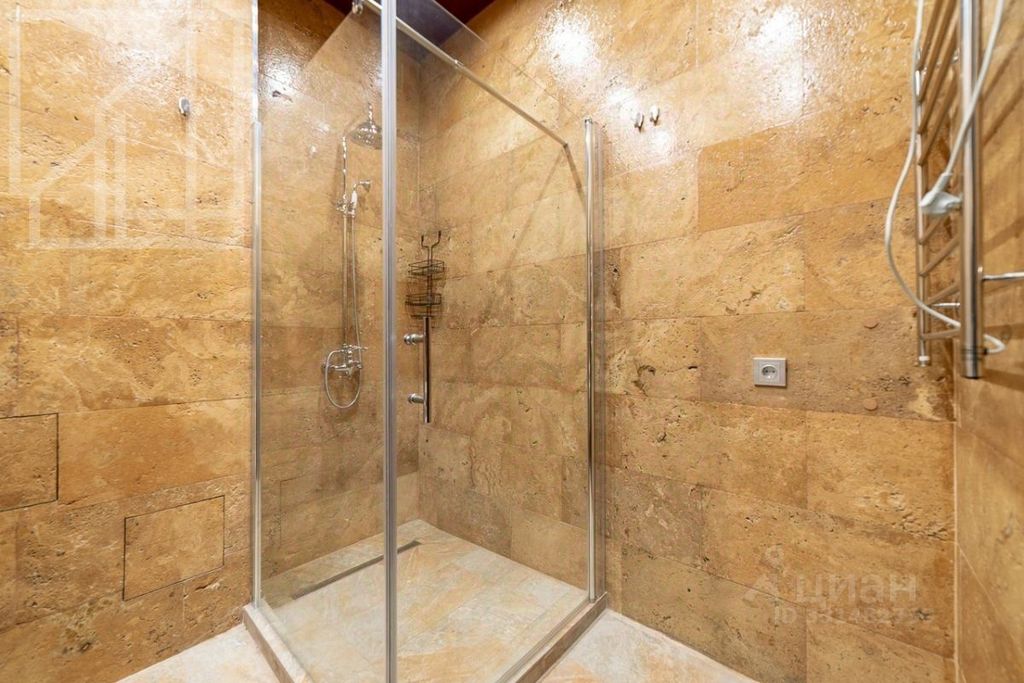 m. Aeroport: Apartment, 5-rooms