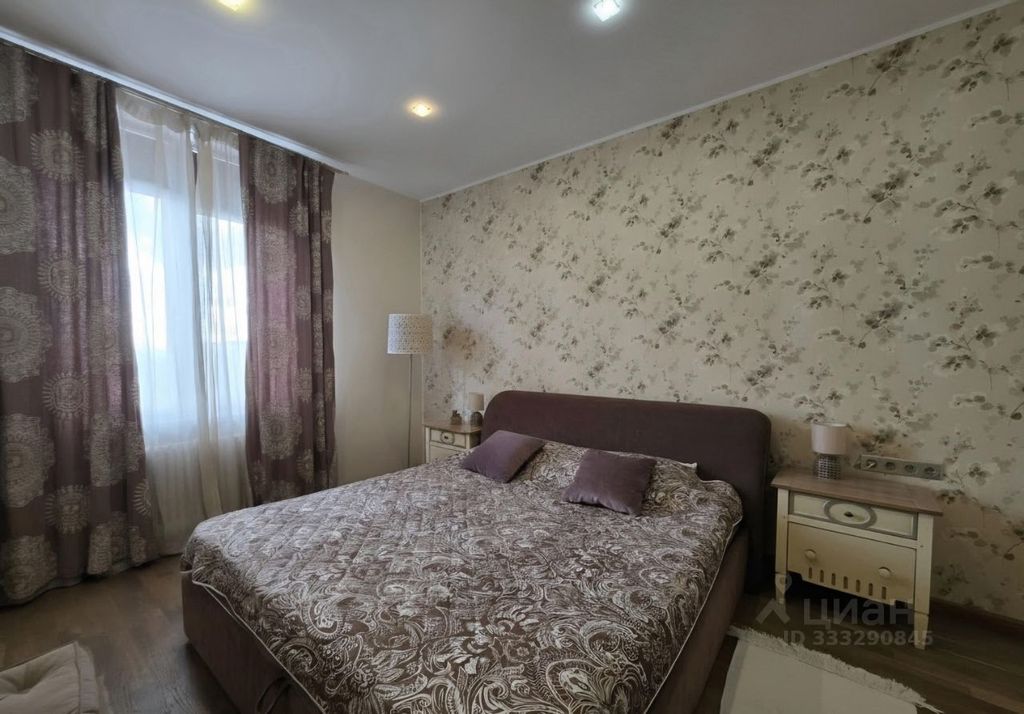 m. Bulvar Rokossovskogo: Apartment, 3-rooms