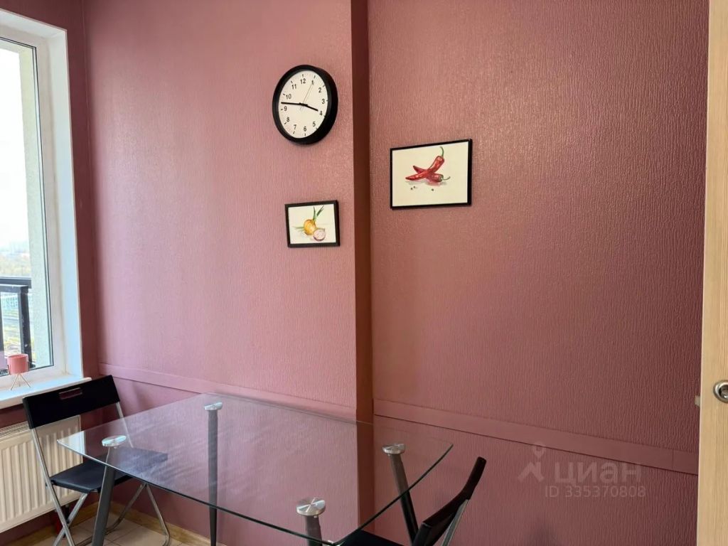 m. Molzhaninovo: Apartment, 2-rooms